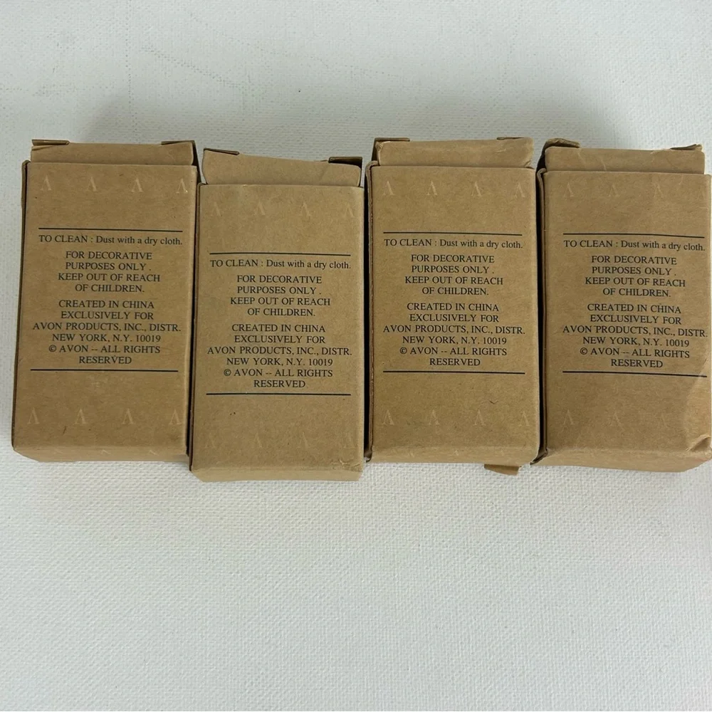 Avon VTG Set of 4 